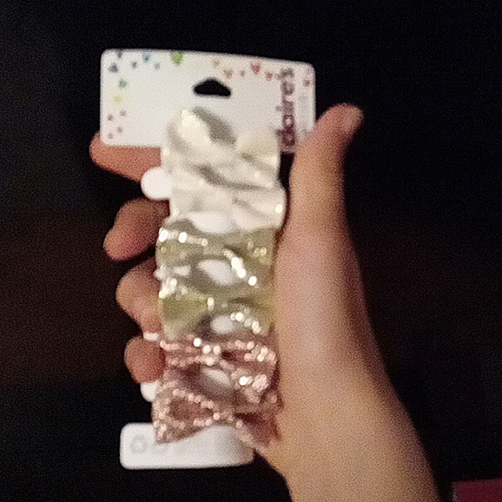 Hair bows
